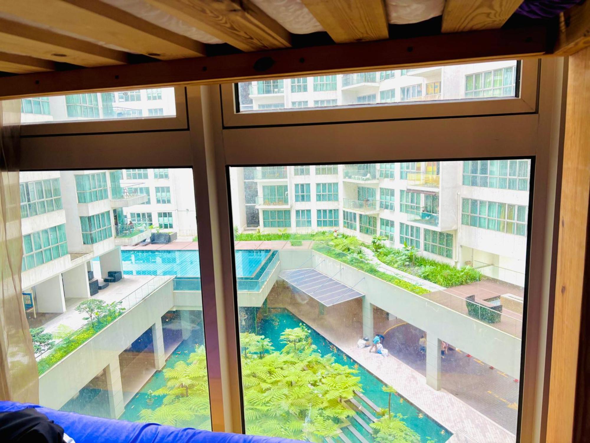 Regalia Skypool Klcc Dorms By Tasrifa Hostel Kuala Lumpur Exterior photo